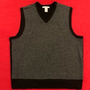 GEOFFREY BEENE 100% Acrylic Vest Sweater